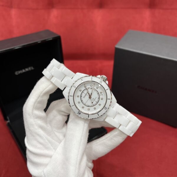 Chanel J12 Series H5705 (Ceramic & Stainless Steel, White Dial)