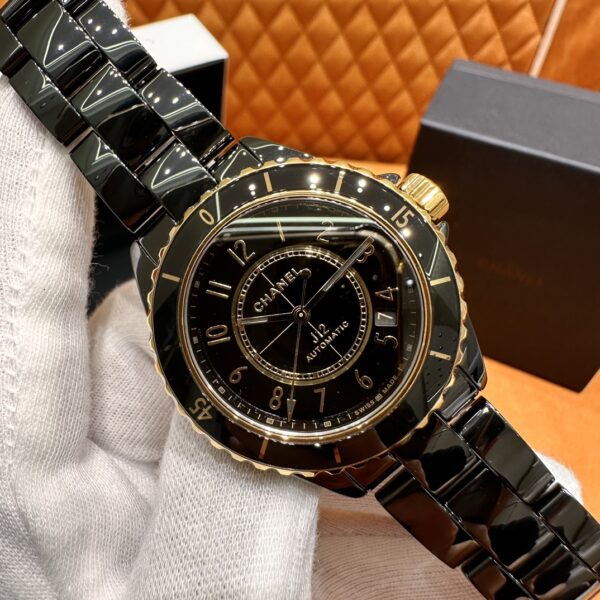 Chanel J12 Series H9541 (Ceramic & 18K Yellow Gold, Black Dial)