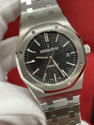 Audemars Piguet Royal Oak Ref. 15400ST.OO.1240ST.01