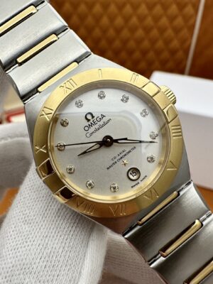 Omega Constellation Steel and Gold, White Dial, 29mm, Automatic Mechanical 131.20.29.20.02.002