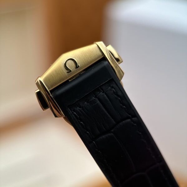 Omega Constellation 131.63.41.21.01.001 (Two-tone Black, 41mm, Automatic Mechanical)