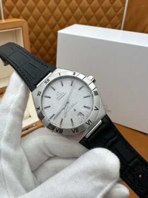 Omega Constellation 131.12.41.21.06.001 (Silk Dial Baton, 41mm, Automatic Mechanical)