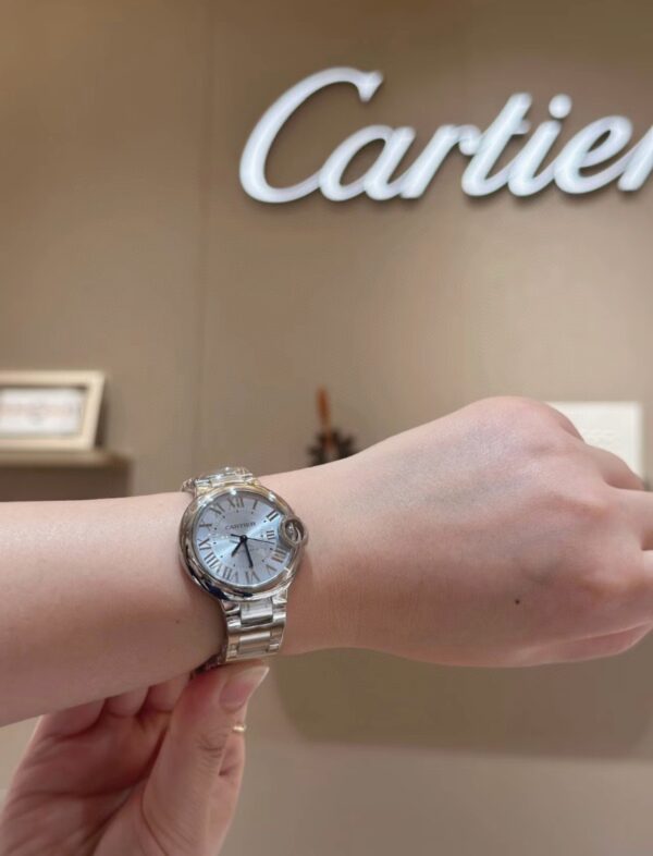Cartier WSBB0062 (33mm, Ice Blue Dial, Cal.076 Automatic Movement, Stainless Steel)