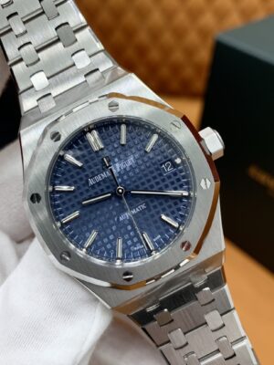 Audemars Piguet Royal Oak Ref. 15450ST.OO.1256ST.03 (Blue Dial)