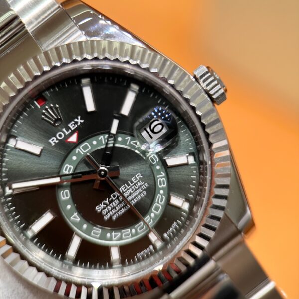 Rolex Sky-Dweller m336934-0001 (Green Dial, Three-Piece Link Bracelet)