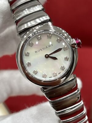 BVLGARI LVCEA Series 102196 (28mm, Stainless Steel, White Mother-of-Pearl Dial, Diamond Hour Markers, Red Cabochon Gem Crown, Swiss Quartz Movement)
