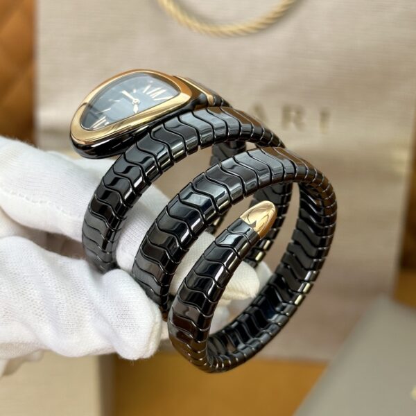 2 BVLGARI Serpenti 32HF00 (Black Dial, Rose Gold & Ceramic)