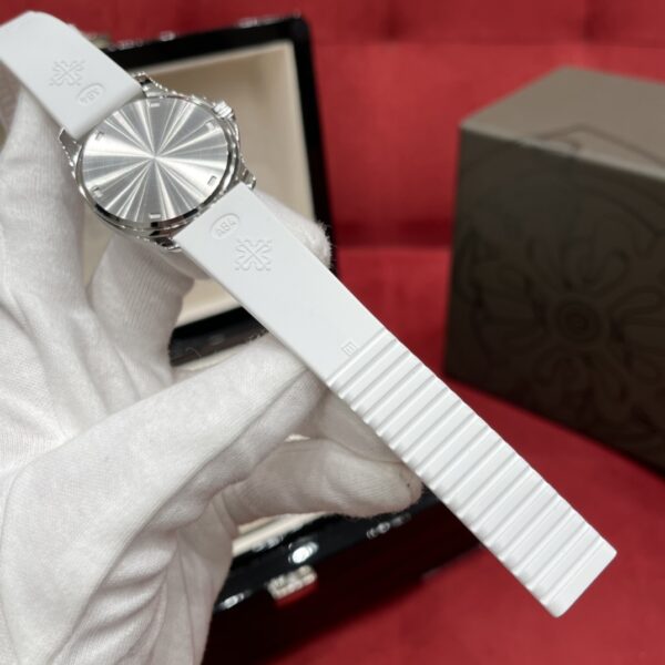 3 Patek Philippe Aquanaut Luce Ref. 5067A (Diamond-Set, Quartz)