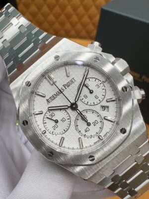 Audemars Piguet Royal Oak Chronograph Ref. 26240ST.OO.1320ST.07 (White Dial)