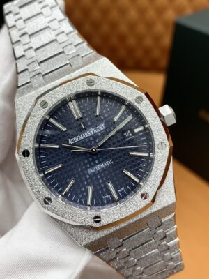 Audemars Piguet Royal Oak Offshore Ref. 15410BC.GG.1224BC.01 (Frosted Gold)