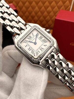 Cartier Leopard Series W4PN0008 (Medium Size with Gold Bezel)