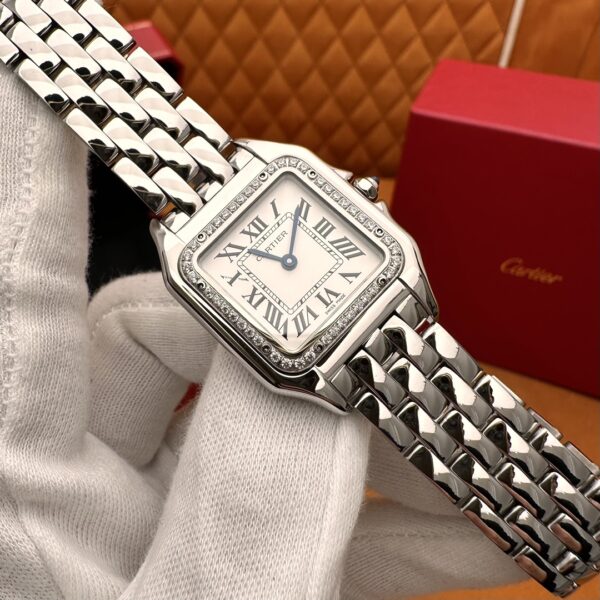 Cartier Leopard Series W4PN0008 (Medium Size with Gold Bezel)