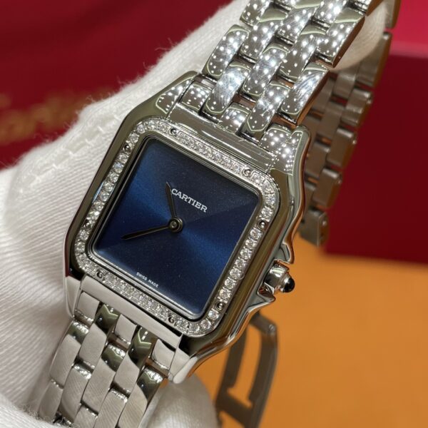 Cartier Leopard Series W4PN0013 (Small Size with Blue Gradient Dial)