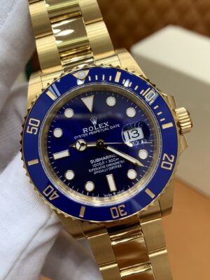 Rolex Submariner M126618LB-0002 (Gold case with blue dial and bezel)