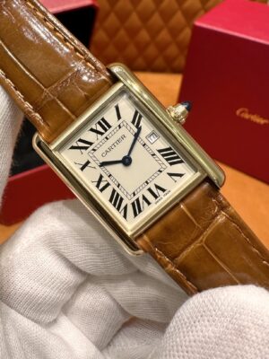Cartier Tank Series W1529756 (Small Size, 18K Gold, Pearl Silver Dial, Brown Crocodile Leather Strap)