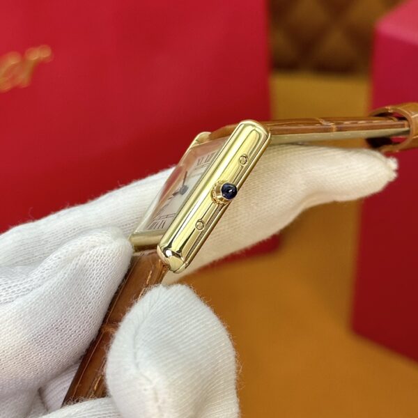 Cartier Tank Series W1529856 (Small Size, 18K Gold, Pearl Silver Dial, Brown Crocodile Leather Strap)