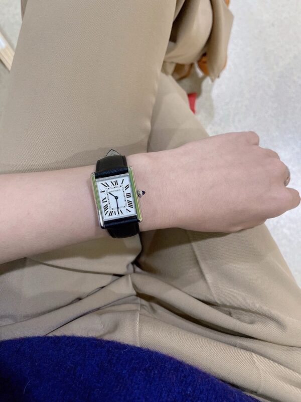 Cartier Tank Series WSTA0041 (New Medium, Stainless Steel, Pearl Silver Dial, Black Calfskin Leather Strap)
