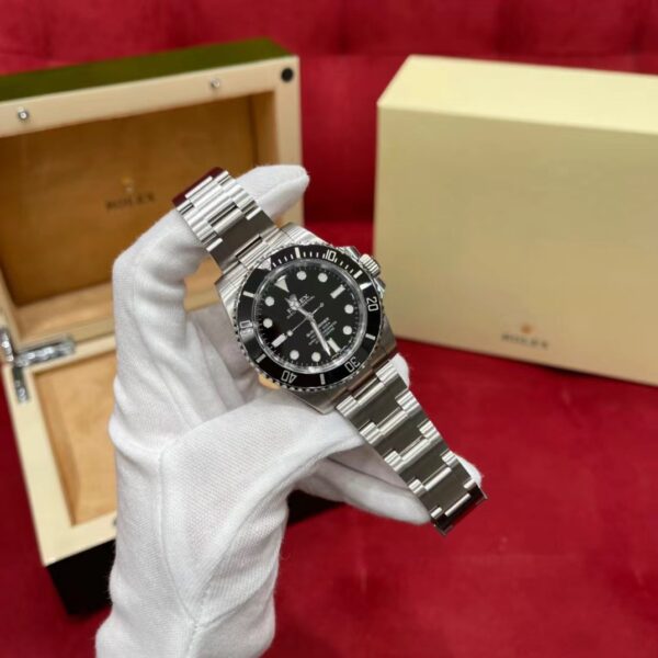 Rolex Submariner, Reference: 124060-0001, Black Dial (No-Date Version)