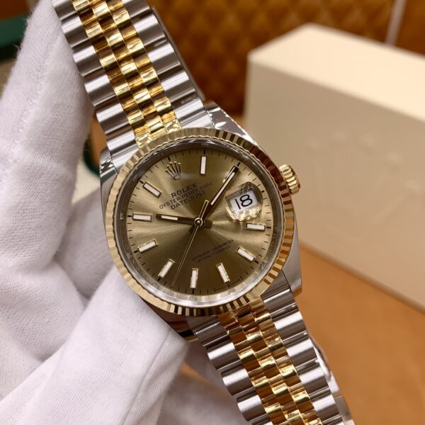 Rolex Datejust M126233-0015 (Champagne Dial, 36mm)