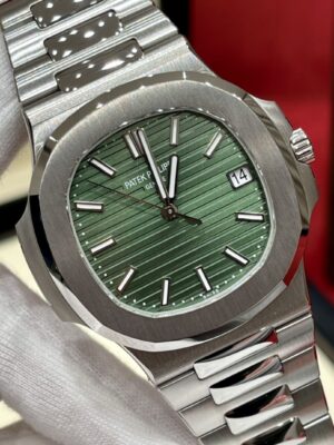 Patek Philippe Nautilus Ref. 5711/1A-014 (Green Dial)