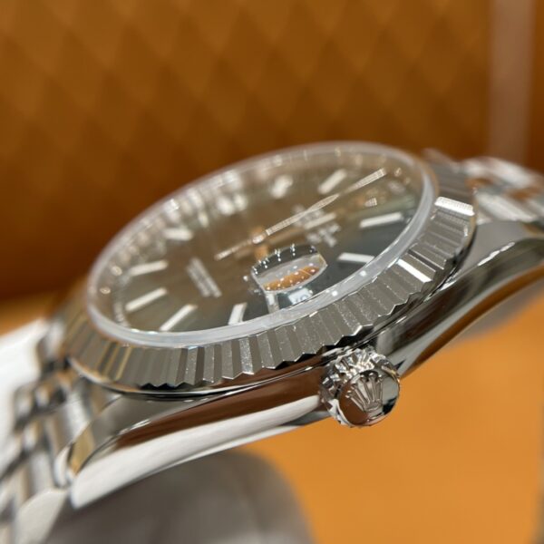 Rolex Datejust m126334-0028 (Green Dial)