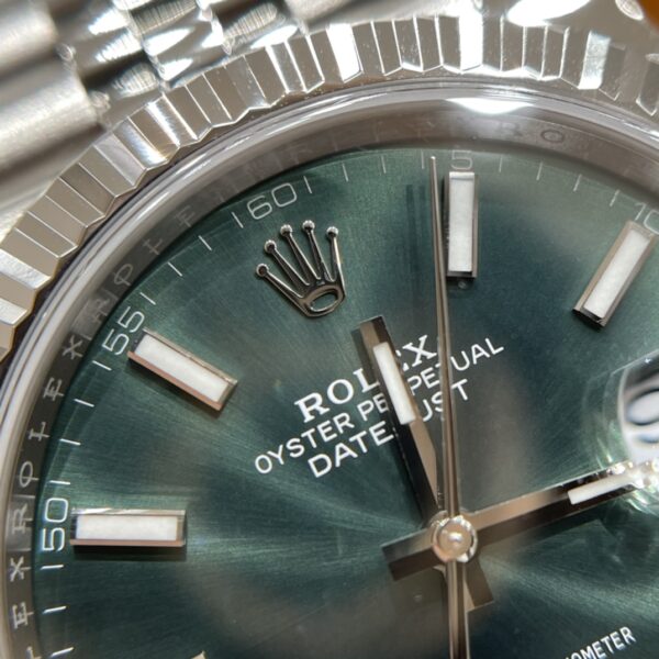 Rolex Datejust m126334-0028 (Green Dial)