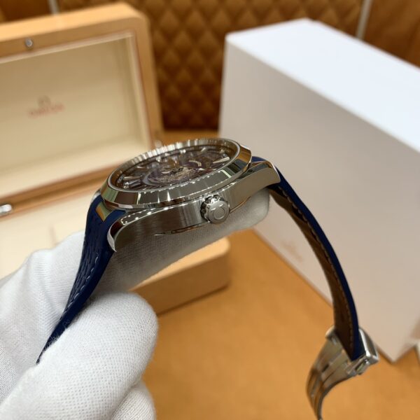 Omega Seamaster Aqua Terra Worldtimer 220.12.43.22.03.001 (World Timer, 43mm)