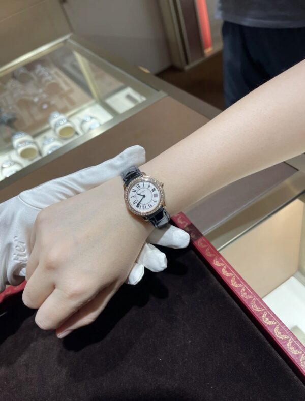 4 Cartier London WJRN0009 (Stainless Steel, Blue Sapphire, Silver Dial, Navy Blue Alligator Leather Strap)