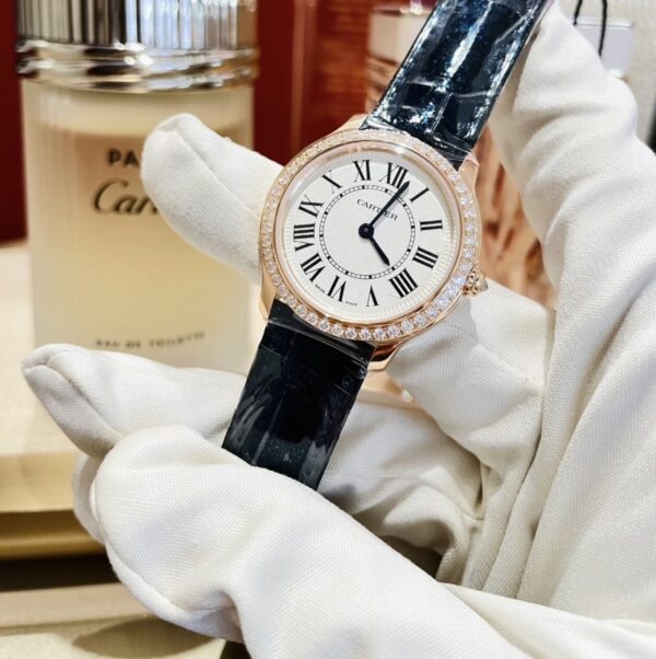 4 Cartier London WJRN0009 (Stainless Steel, Blue Sapphire, Silver Dial, Navy Blue Alligator Leather Strap)