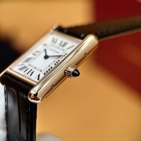 Cartier Tank Series (New Model, Medium Size) Black Alligator Leather Strap