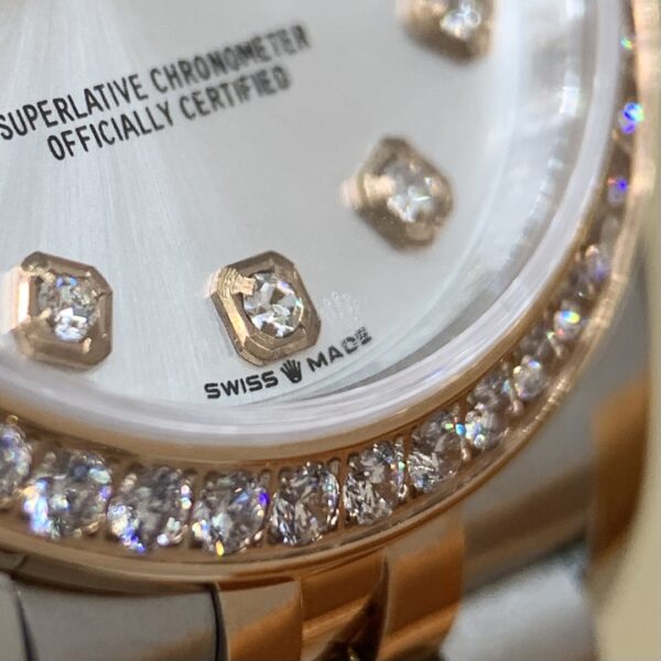 4 Rolex Datejust M278271RBR-0016 (Silver Dial, Rose Gold Diamond Bezel, 31mm)