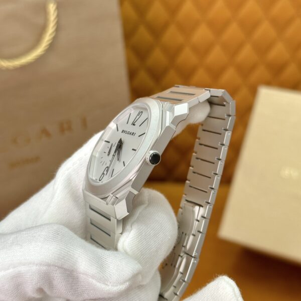 4 BVLGARI OCTO Series 103011 (40mm, Stainless Steel, Rhodium-Plated, Sapphire Crystal, Ceramic-Embedded Crown, Custom Pearl Rotor Mechanical Movement)
