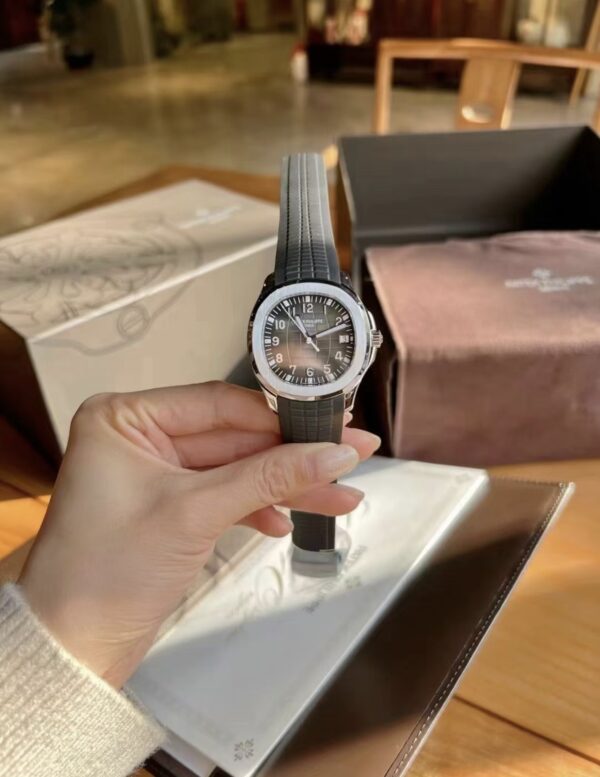 Patek Philippe Aquanaut Ref. 5167A-001