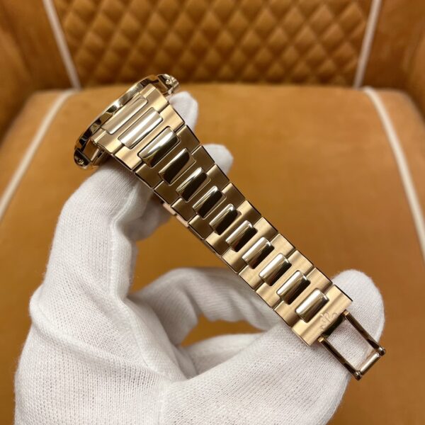 Patek Philippe Nautilus Ref. 7118/1R-010