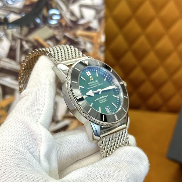 Breitling Superocean Heritage B20 Automatic Watch - Model: AB2010121L1A1