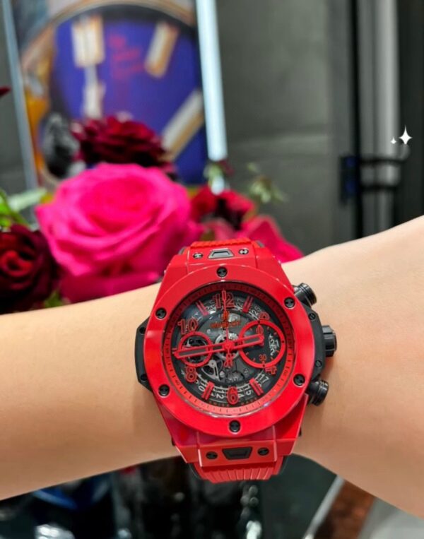 5 Hublot Big Bang Unico Red Ceramic Ref. 60HF00 (Red Ceramic)
