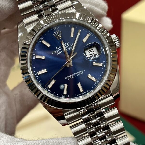 Rolex Datejust m126334-0002 (Blue Dial, Five-Piece Link Bracelet)
