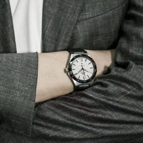Omega Constellation 131.33.41.21.06.001 (Gray Silk Dial, Stainless Steel, Black Ceramic, Hybrid Strap)