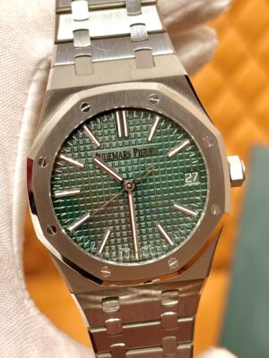 Audemars Piguet Royal Oak Ref. 15510ST.OO.1320ST.09