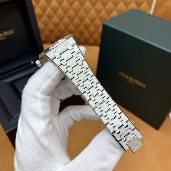 Audemars Piguet Royal Oak Frosted Gold Ref. 15454BC.OO.1224BC.01 (Frosted Gold, 18K White Gold)