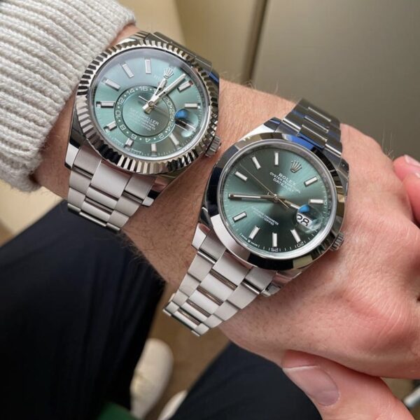 Rolex Sky-Dweller m336934-0001 (Green Dial, Three-Piece Link Bracelet)