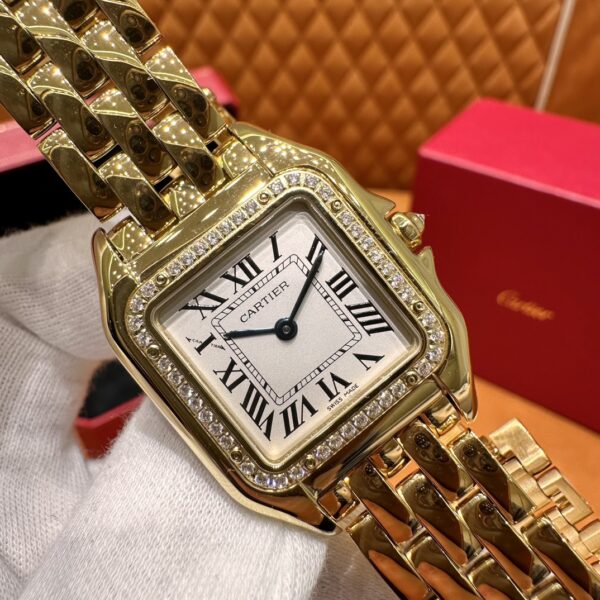 Cartier Leopard Series WJPN0016 (Medium Size, Gold & Swarovski Diamonds)