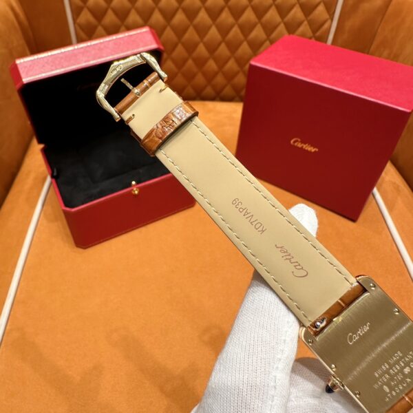 Cartier Tank Series W1529756 (Small Size, 18K Gold, Pearl Silver Dial, Brown Crocodile Leather Strap)