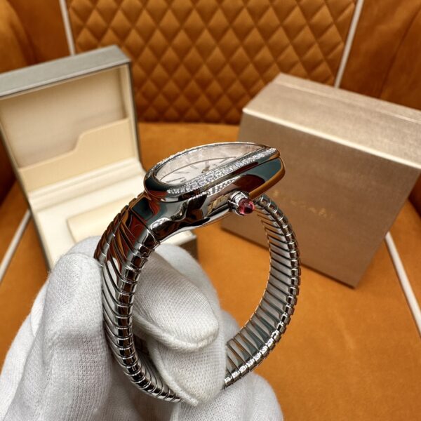 Bvlgari Serpenti Series 101816 SP35C6SDS.1T (White, Stainless Steel, Pink Spinel Crown, Diamond Bezel, Swiss Quartz Movement)