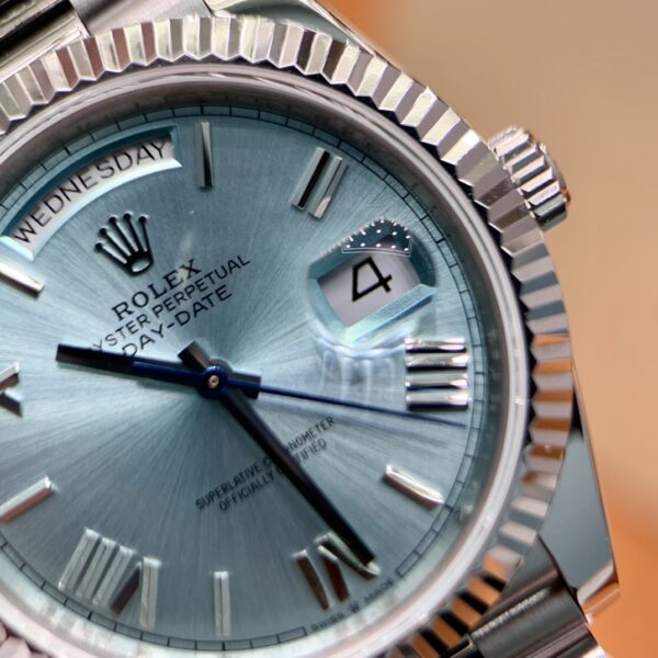 Rolex Day-Date M228236-0012 (40mm，Ice Blue)