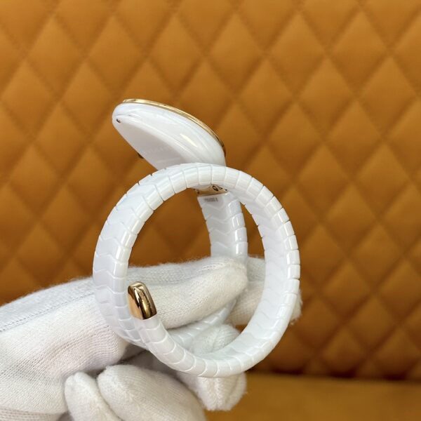 5 BVLGARI Serpenti 27HF00 (White Dial, Rose Gold & Ceramic 35mm)