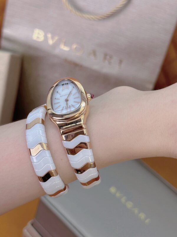 5 BVLGARI Serpenti 27HF00 (White Dial, Rose Gold & Ceramic 35mm)