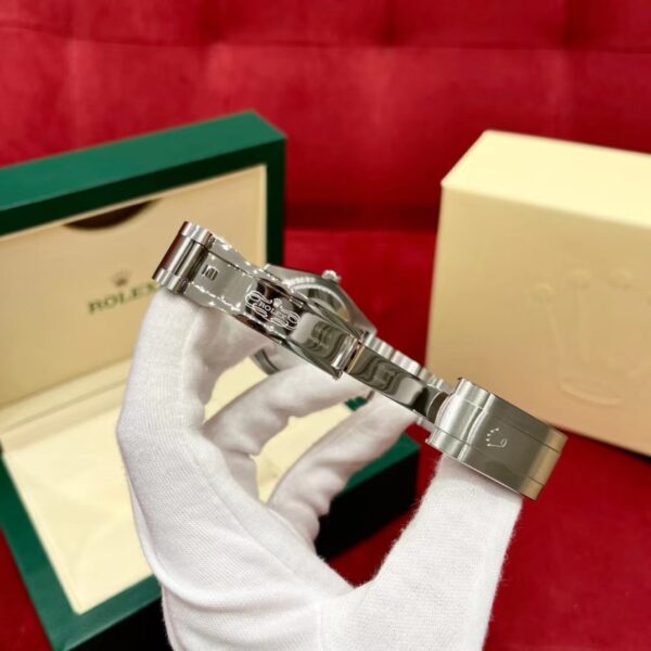 6 Rolex Oyster Perpetual 36 Ref. M126000-0006(Tiffany blue dial)