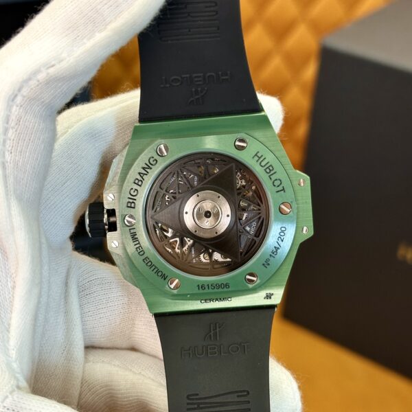 Hublot Big Bang Unico Ceramic Ref. 418.GX.5207.RX.MXM22 (Green Ceramic)