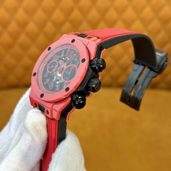 6 Hublot Big Bang Unico Red Ceramic Ref. 60HF00 (Red Ceramic)